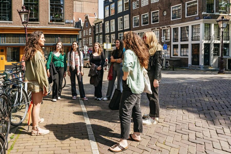 Amsterdam: Walking Tour, Jewish Museum & Synagogue Tickets - Who this is best for