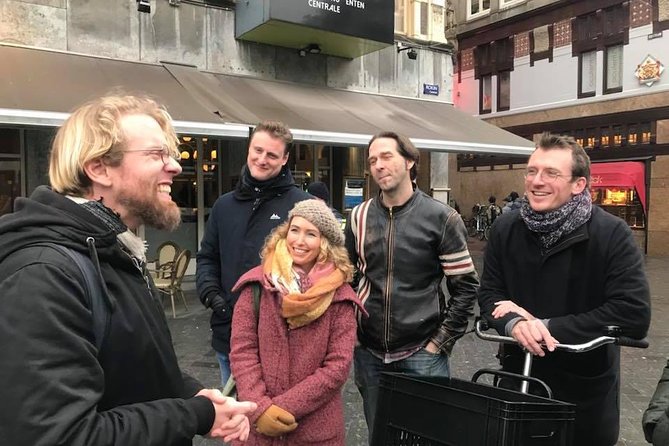 Amsterdam Walking Tour with a local comedian as guide - The price, what you get, and what it means for your time