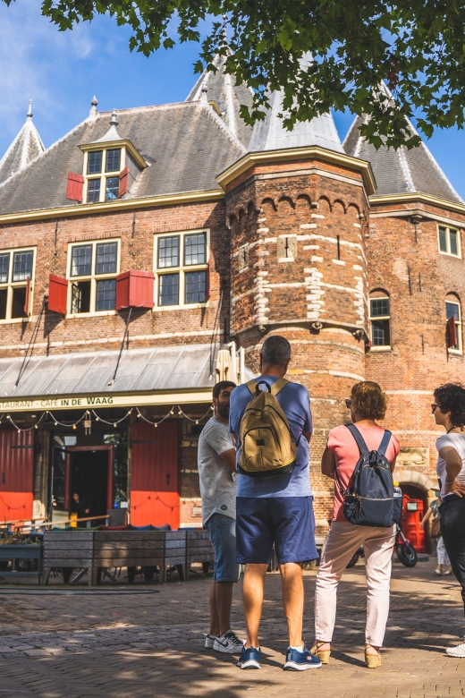 Amsterdam: Walking Tour with Dutch Pancake Lunch - Who should book this tour, and who should skip it