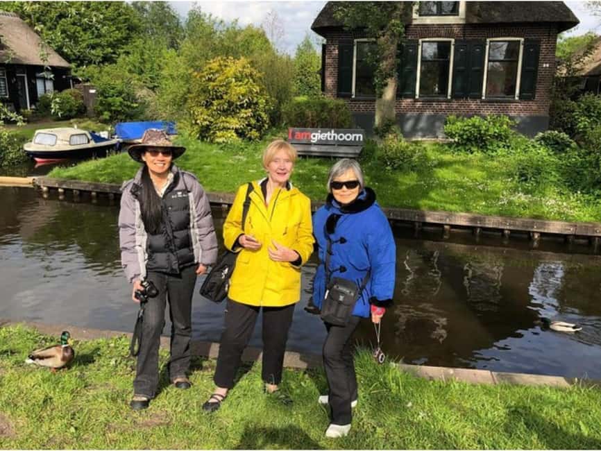 Amsterdam: Zaanse Schans and Giethoorn Guided Combo Tour - Zaanse Schans windmills: the iconic Dutch look, plus real workshops