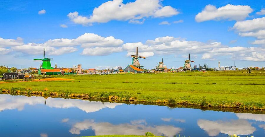 Amsterdam: Zaanse Schans, Edam, Volendam & Marken Bus Tour - Why This 8-Hour Amsterdam Day Trip Feels Like Real Dutch Life