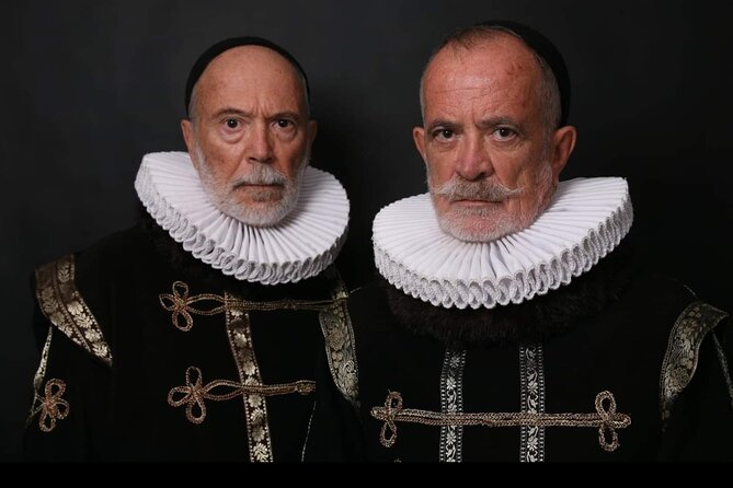 Become a Dutch Art Piece Photo Shoot in Amsterdam - Single Portrait - The small group vibe: maximum 10 people per booking