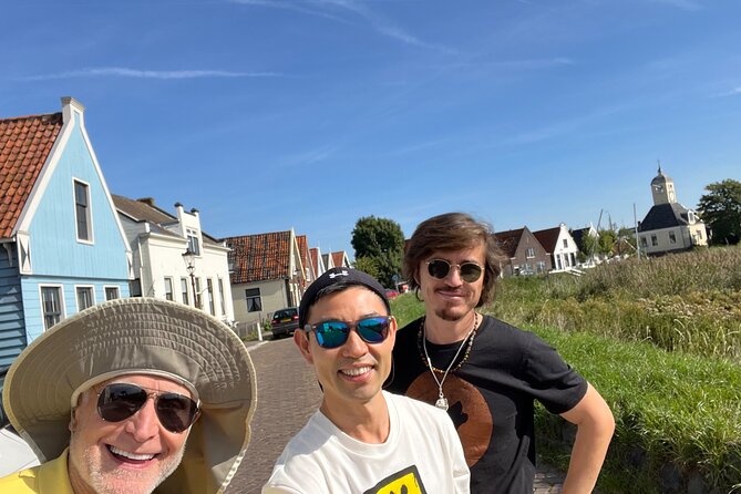 Best of Dutch Countryside: Giethoorn, Windmills, Secret Villages - Giethoorn canal cruise, thatched cottages, and time to wander