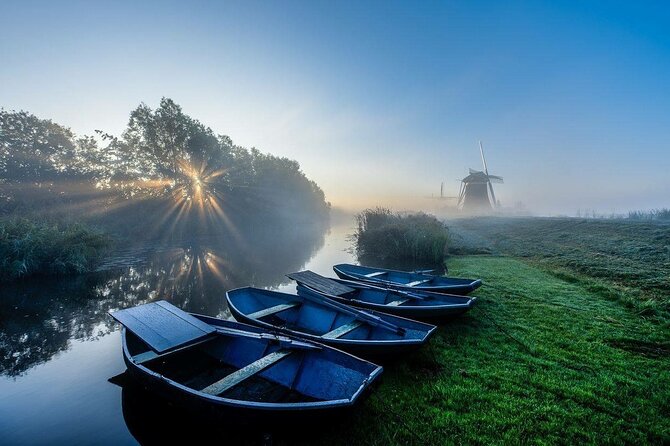 Best of Dutch Countryside: Giethoorn, Windmills, Secret Villages - Clogs in Zaans Schans: your wooden shoe workshop moment