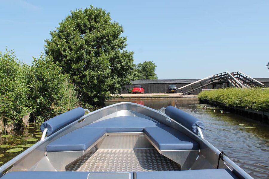 Boatrental 2 Hours 8 Person with Steeringwheel and cushions - Where It Starts: Zuiderpad 14a and the Smooth Handoff