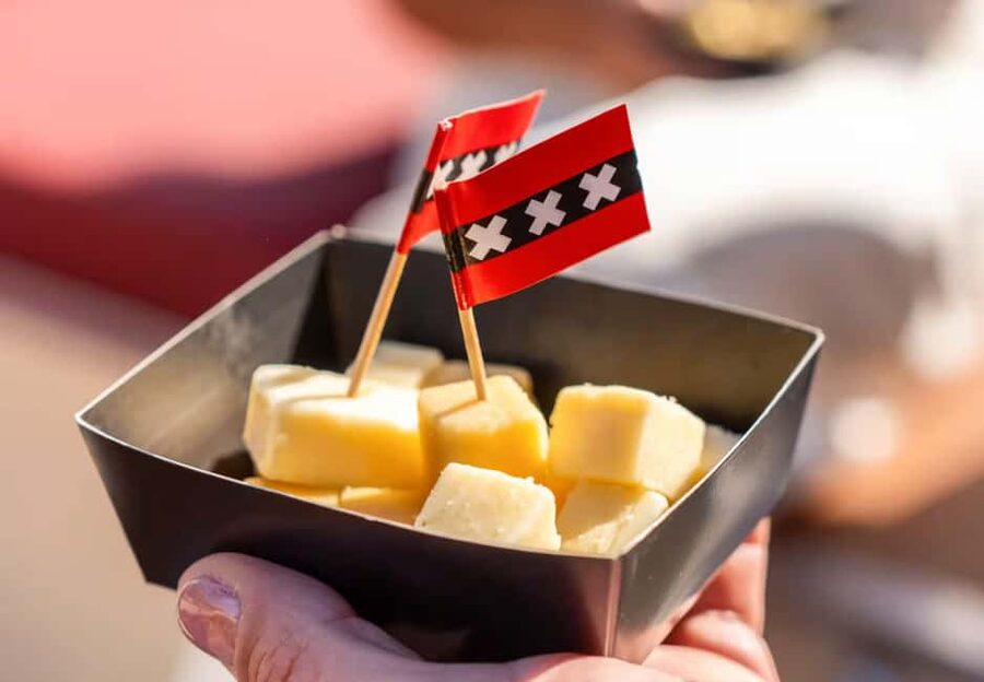 CHEESE AND DRINKS TOUR: A TASTE OF AMSTERDAM ON THE CANALS - Cheese and Drinks: What’s Included, and Why It’s Good Value