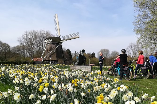 Countryside Bike Tour from Amsterdam: Cheese, Clogs & a Windmill - Windmill stop at Krijtmolen d’Admiraal (1792)