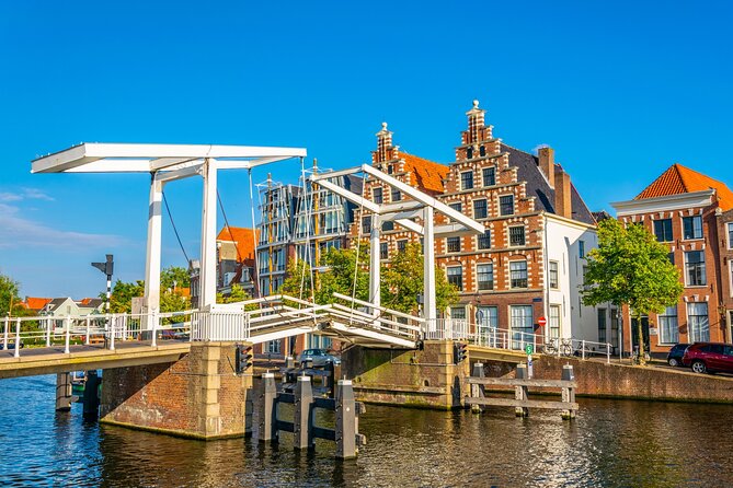 Cultural and Historical Audio guided walking tour Tour of Haarlem - How the GPS audio walk works in Haarlem