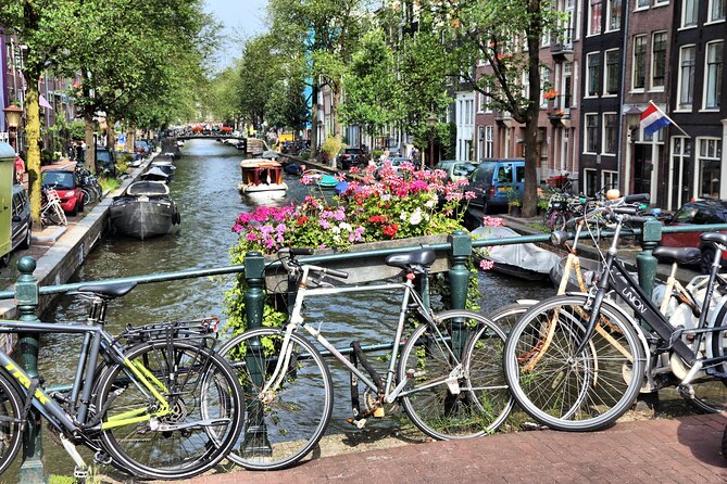 Cursed Houses of Jordaan: Self-Guided Mystery Walk in Amsterdam - How the phone game works (and what you really buy)