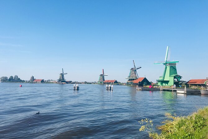 Day Tour Giethoorn, Afsluitdijk and Zaanse Schans with Boat Cruise - Zaanse Schans: cheese tastings, clog demos, and a diamond workshop stop