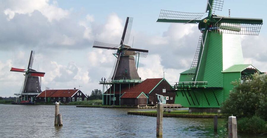 Day Trip to Zaanse Schans, Volendam and Marken - Cheese-Making and Stroopwafel Factories, Optional But Smart