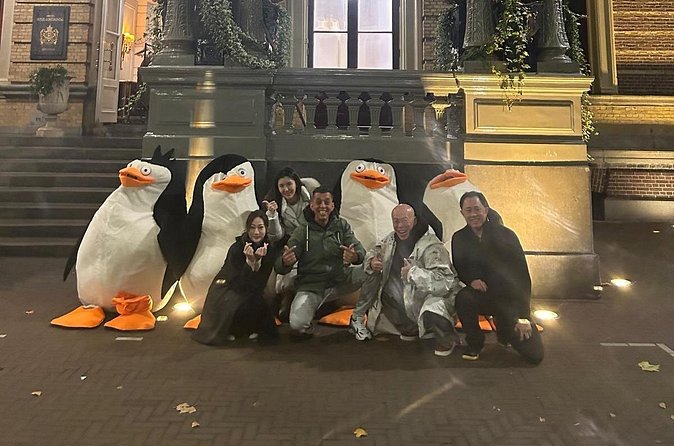 Daytrip Tour from Amsterdam to Zaanse Schans and Giethoorn - Group tour reality: what being in a max 50-person group feels like