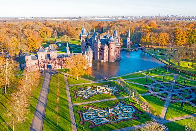 De Haar Castle, Utrecht and Muiderslot from Amsterdam by Car - A private car day trip that makes the castles feel close