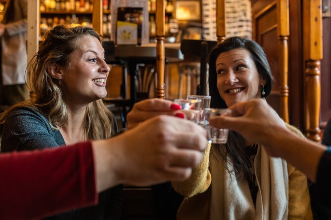 Devour Amsterdam Ultimate Food Tour - How the 12-Person Group Changes the Walk