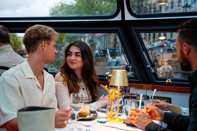 Dinner Canal Cruise Amsterdam: 4-Courses Including Drinks - Central Station and Bloemenmarkt: The Two Quick “Wow” Moments