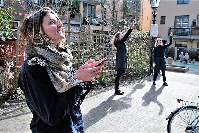 Discover Amsterdam's city center in this Outside Escape game tour - Key points before you start