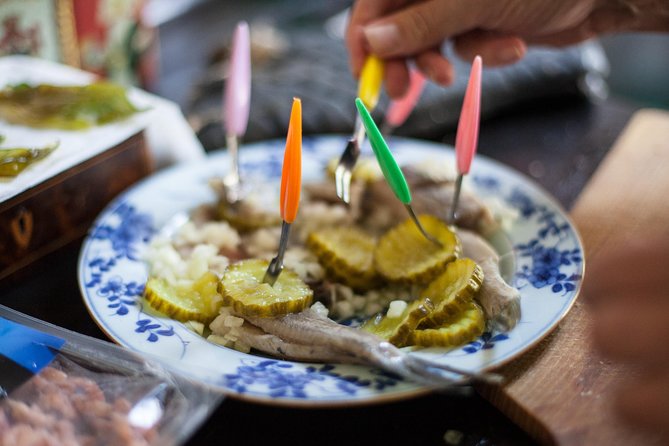 Discover Amsterdam's Culinary Scene: Morning Food Tour - Utrechtsestraat strolling: the neighborhood texture behind the bites