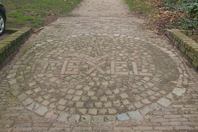 Discover Texel (Den Burg) with Self-Guided Outside Escape game - Stop-by-stop: from Texelse Courant to the Burgwal street clues