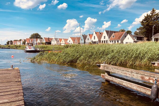 Dreamy Dutch Villages Tour: Giethoorn, Zaanse Schans & More - Durgerdam: slow down in a historic fish village on the IJ lake