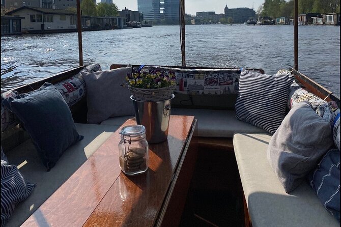 Dutch Cheese & Drinks Guided Amsterdam Boat Tour, All Inclusive - The All Inclusive Part: Gouda, Beer, Wine, and Soft Drinks