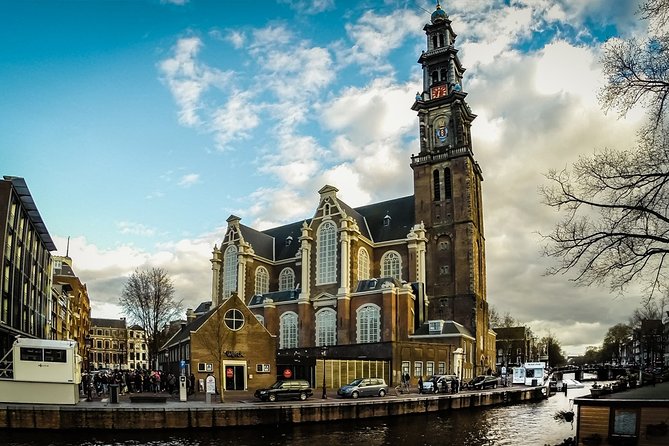e-Scavenger hunt Amsterdam: Explore the city at your own pace - The route in focus: canal ring, museums, and central Amsterdam stops
