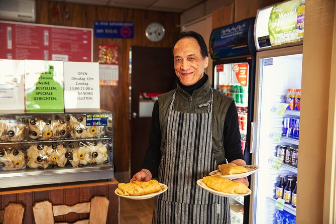 Eating Amsterdam: Albert Cuyp Market & The Pijp Food Tour - Lunchcafé Bozz and the Classic Broodje Gezond