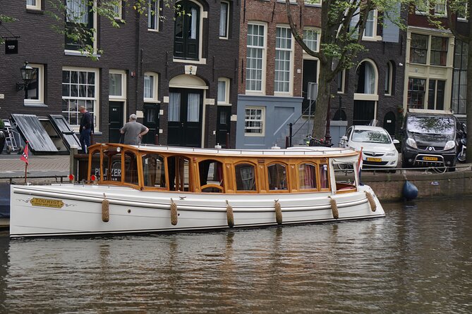 Eating Amsterdam: Food Tour & Canals Cruise - Mama’s Koelkast: Surinamese rotirol for the international Amsterdam note