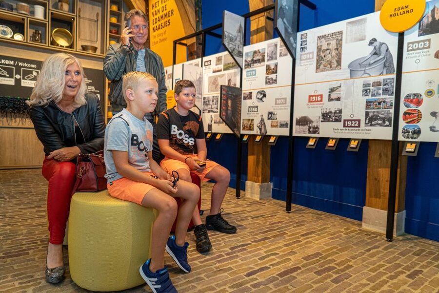 Edam: Edam Cheese Museum Entry Ticket - Edam Cheese Museum at Henri Willig, what you get for 1 hour