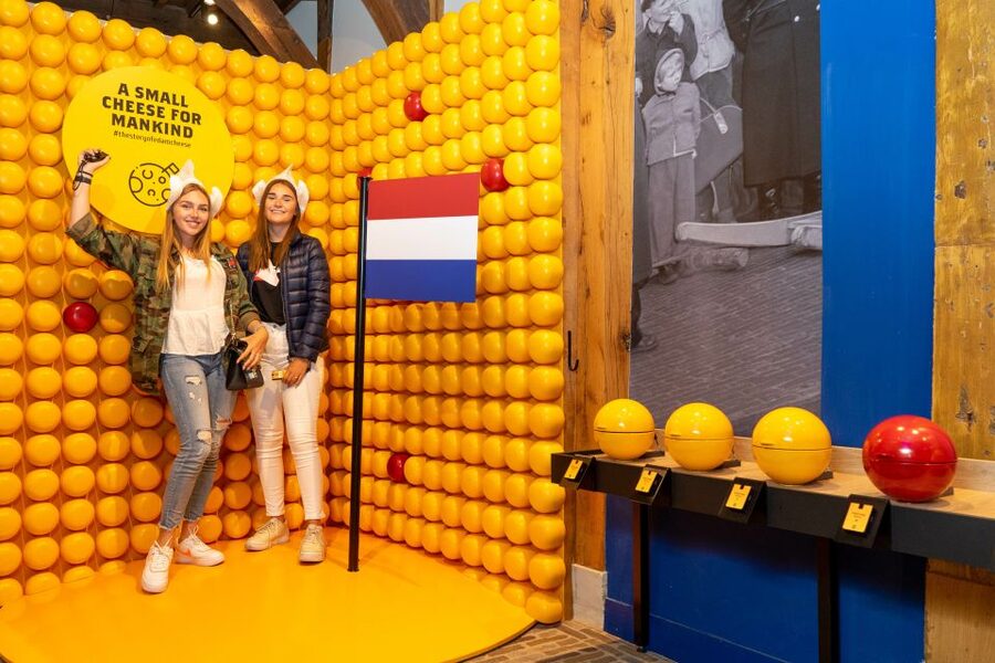 Edam: Edam Cheese Museum Entry Ticket - Cheese tasting at the Henri Willig Cheese Farm Store, what to aim for