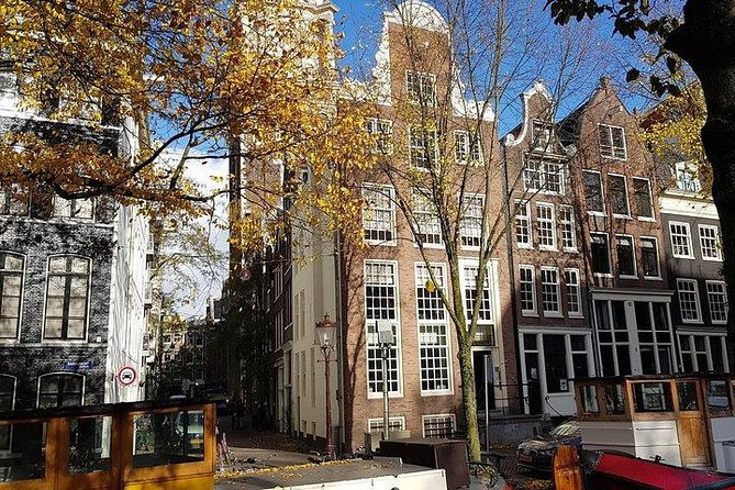 Elisabeth's Tailor made tours and services in Amsterdam and the Netherlands. - Former Town Hall of Nieuwer-Amstel area: antiques, markets, and vintage design energy