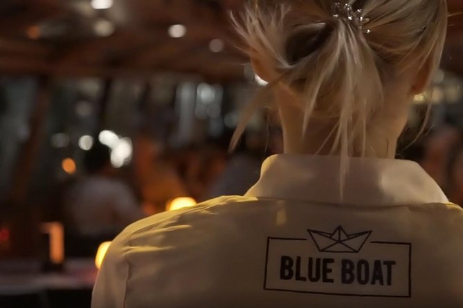 Evening Canal Cruise in Amsterdam with Wine & Cheese Option - Wine and cheese on the cruise: when it feels worth it