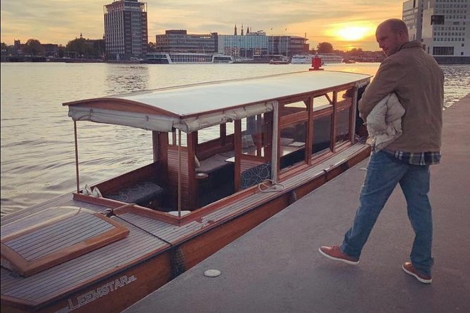 Exclusive Cruise! 90 min - 12 guests max - Book Leemstar! - Why this electric 1928 boat works so well