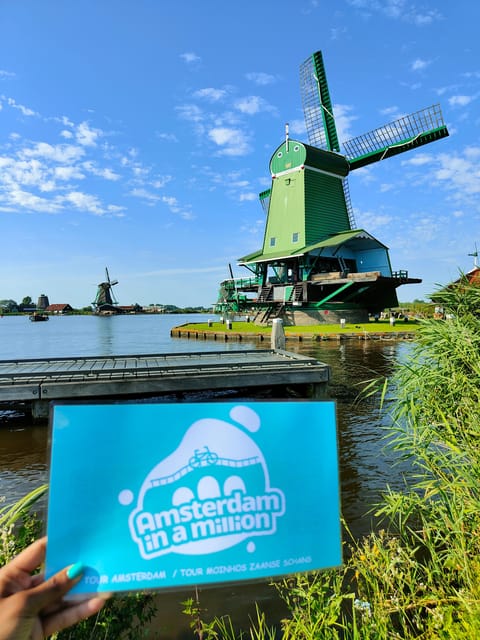Excursion from Amsterdam to the windmills of Zaanse Schans - Getting from the city to Zaanse Schans: the “leave Amsterdam behind” moment