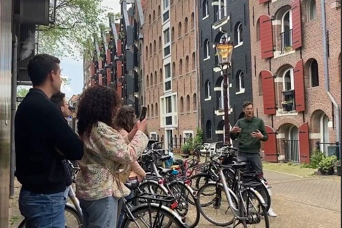 Explore Amsterdam by Bike in the Company of a French Local Guide - Key things I’d plan around before you go