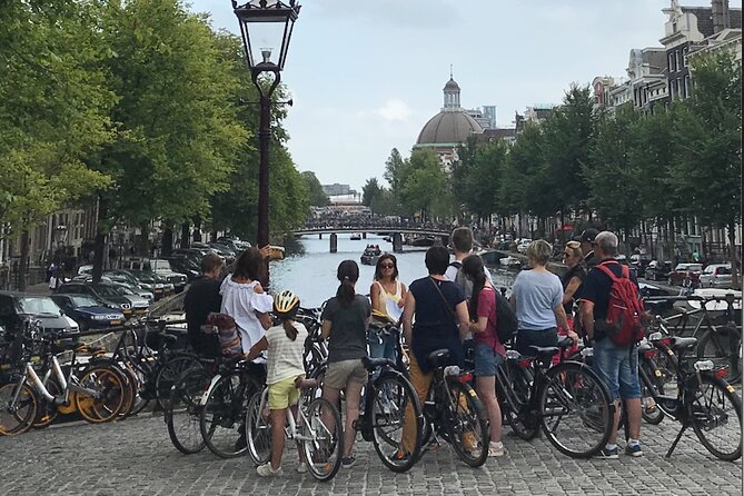 Explore Amsterdam by Bike in the Company of a French Local Guide - Vondelpark, De Negen Straatjes, and the Museumplein zone