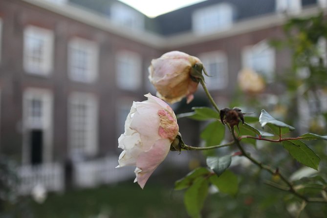 Explore hidden streets with friends - Westerkerk and the Rembrandt connection you will remember