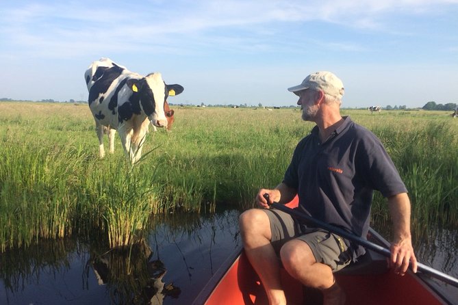 Fresh nose tour with the canoe through the nature near Amsterdam - Canadian canoe comfort and small-group pacing (7 to 10 people)