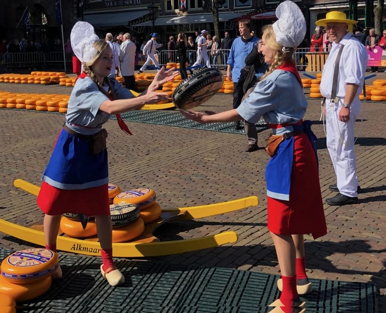 From Amsterdam; Alkmaar Cheese market & Zaanse Schans - What you will actually enjoy most on this day
