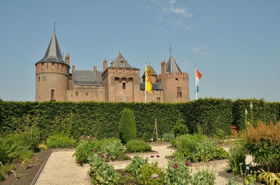 From Amsterdam: Amsterdam Castle Muiderslot Private Tour - Entering a Real Medieval Castle Near Amsterdam