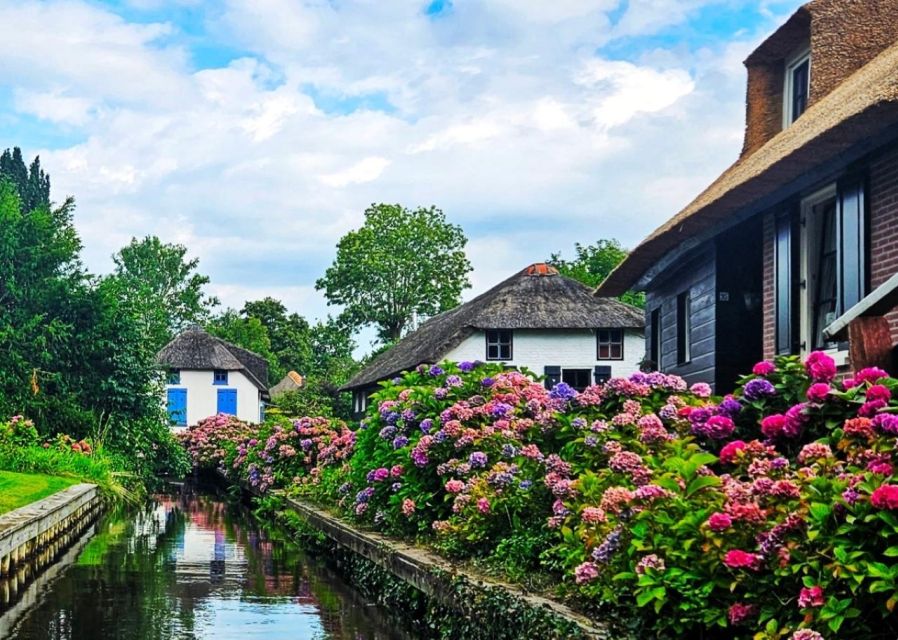 From Amsterdam: Giethoorn & Zaanse Schans Tour w/ Small Boat - Lunch, timing, and how to make the most of your free moments