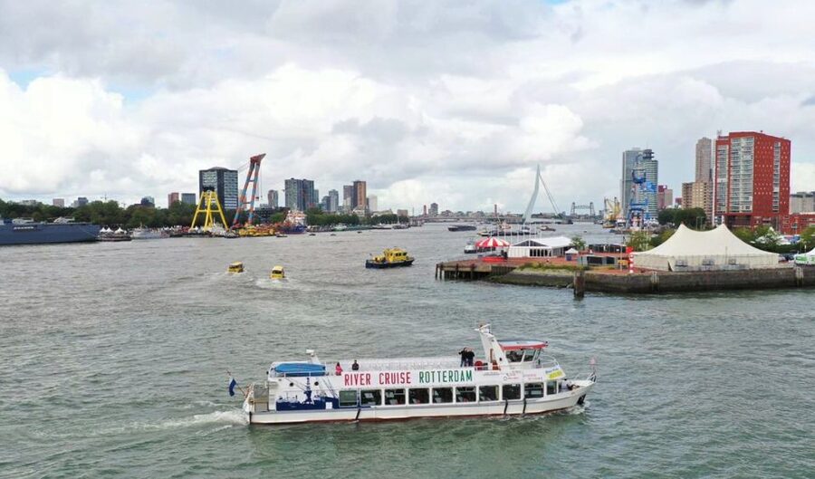 From Amsterdam: Rotterdam, Delft & The Hague Guided Day Tour - Madurodam miniature park: a playful learning break that works for almost anyone
