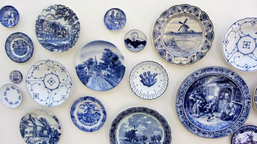 From Amsterdam: The Hague Private Trip and Mauritshuis Entry - Delft Blue Pottery: the Dutch craft finish