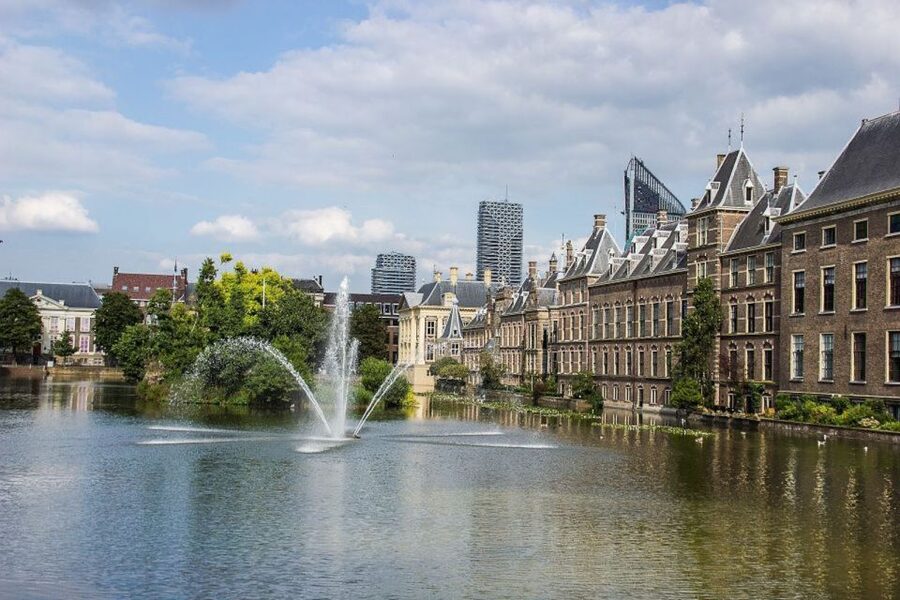 From Amsterdam: The Hague Private Trip and Mauritshuis Entry - Mercedes pickup and the comfort factor that actually matters