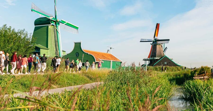 From Amsterdam: Zaanse Schans, Edam, & Marken Full-Day Trip - Zaanse Schans: working windmills and crafts you can actually watch