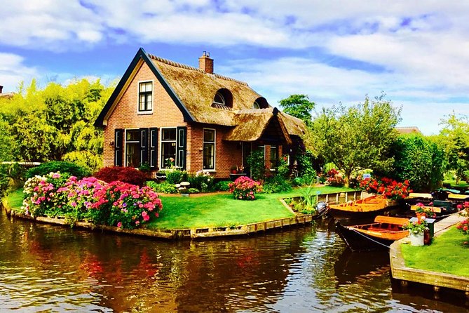 From Amsterdam: Zaanse Schans, Volendam, Giethoorn with Boat Tour - Price and Value: Is $167.75 Worth It?