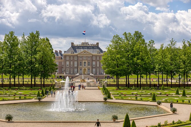 Full-Day Private Historic Royal Tour around Palaces and Castles - A royal day outside Amsterdam, with a real sense of order