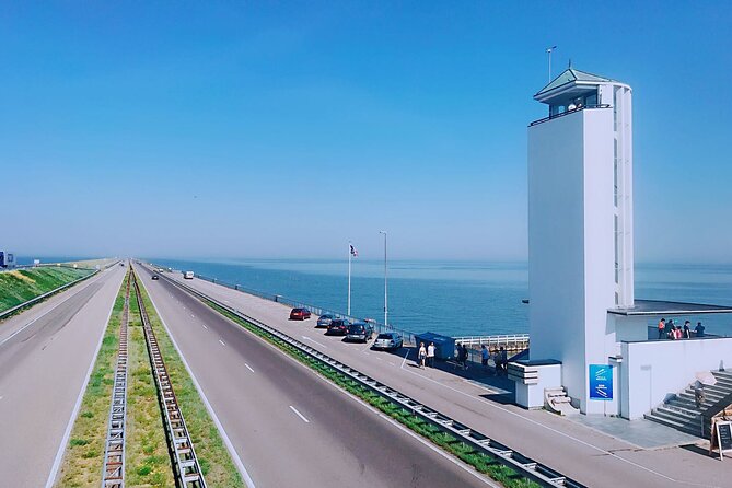 Giethoorn, Afsluitdijk, Zaanse Schans Day Tour Incl Hotel Pick Up - Who this tour fits best, and who might prefer a different approach
