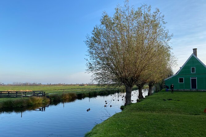 Giethoorn and Zaanse Schans Day Tour Small Group Incl. Boat Ride - Zaanse Schans windmills plus cheese, clogs, and diamonds