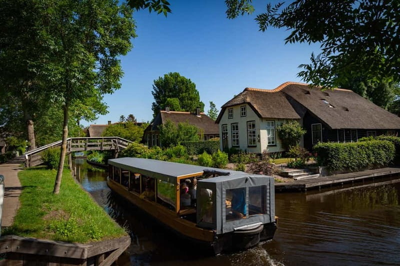 Giethoorn: Canal Cruise & lake Tour & Sightseeing Village - Price, value, and whether the package makes sense