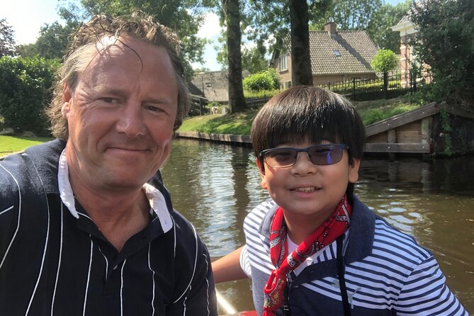 Giethoorn, Private Boat Tour & Zaanse Schans Windmills - How the day flows from Amsterdam, pickup at 10:00 and a 7h15 plan